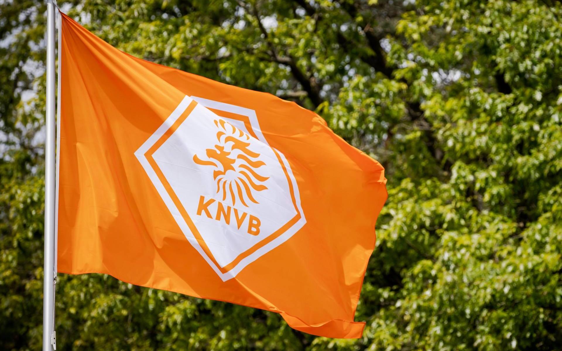Internationals onder strikte coronamaatregelen bij Oranje