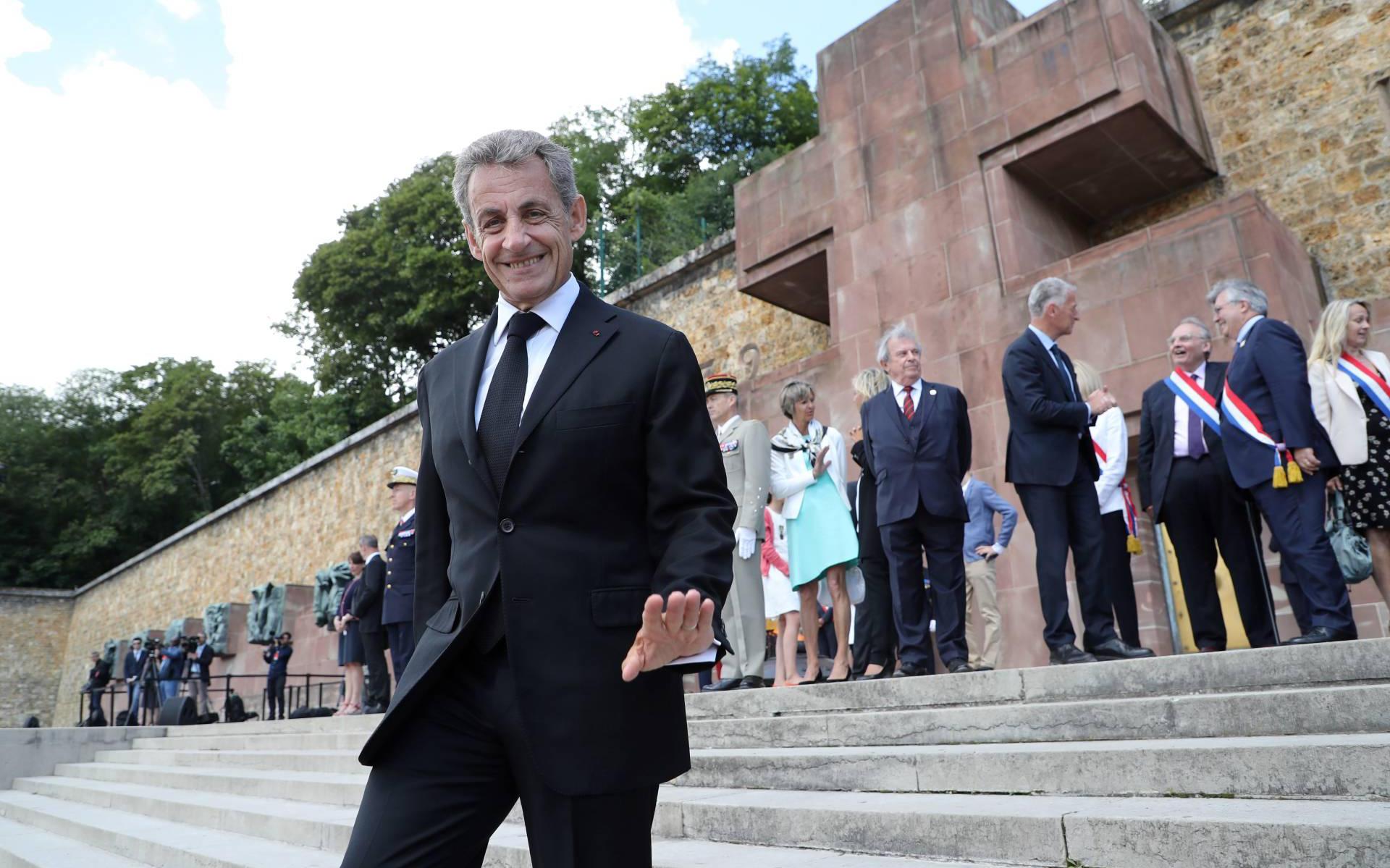 Franse ex-president Sarkozy aangeklaagd voor samenzwering