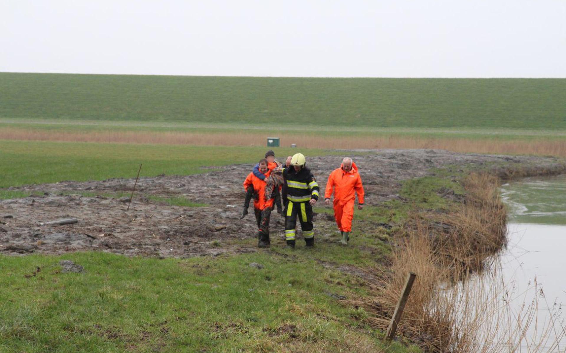 Brandweer redt jongetje uit drijfzand bij Wierum