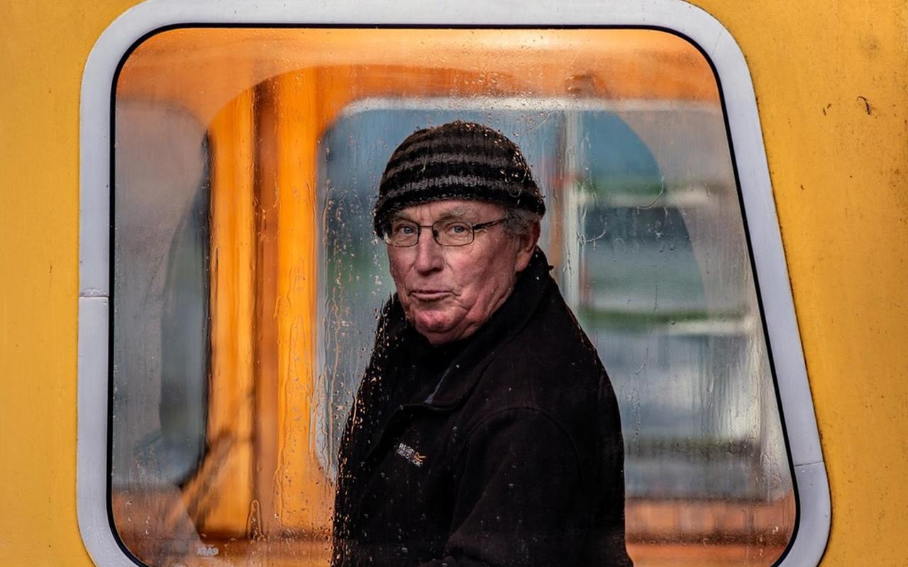 Visser Sipke Bootsma (76) heeft zo zijn bedenkingen bij de vismigratierivier onder de Afsluitdijk. Visser Sipke Bootsma (76) heeft zo zijn bedenkingen bij de vismigratierivier onder de Afsluitdijk.