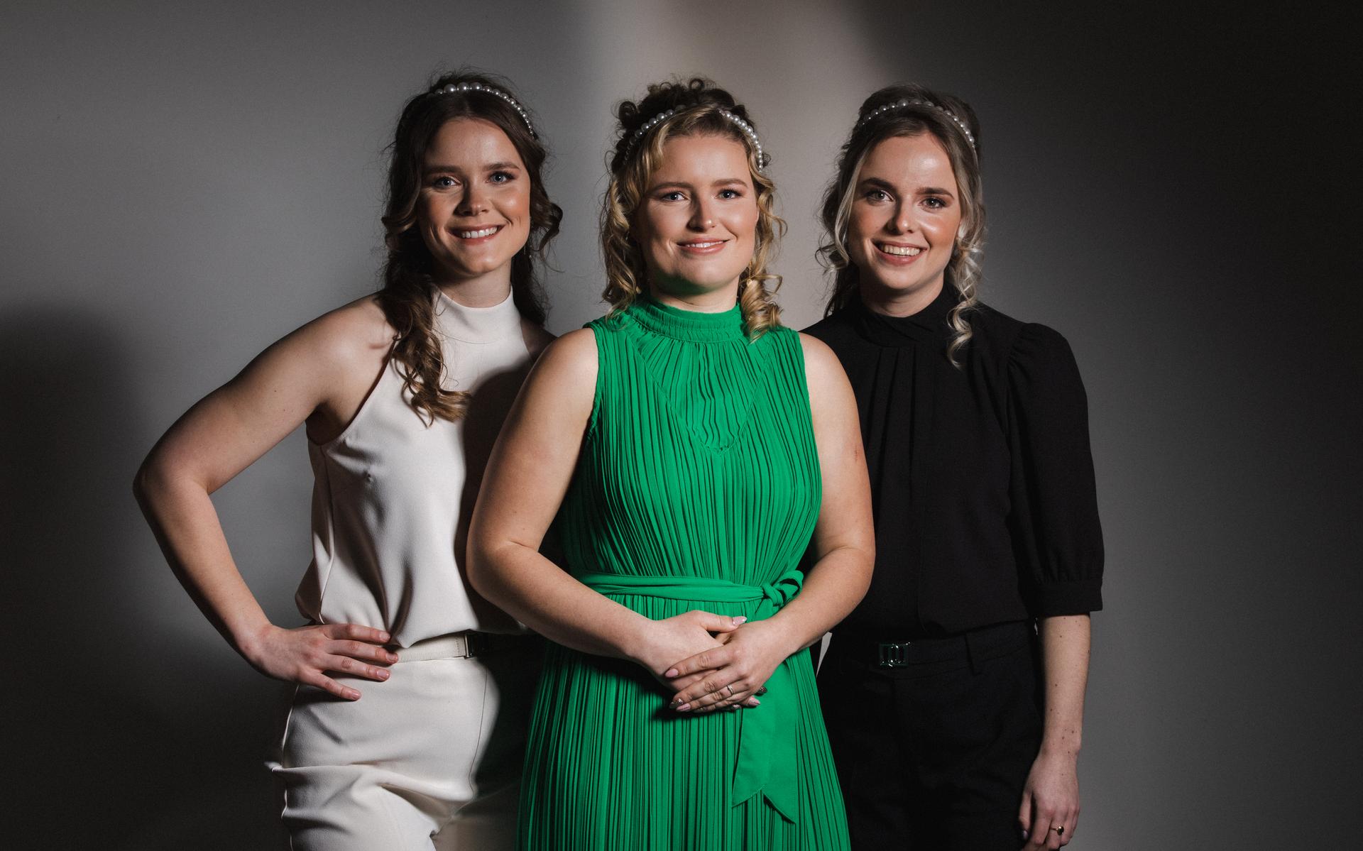 Op de foto van links naar rechts: Sophie Kroon, Femke Nauta, Amarins Spijksma. Foto: Martina Ketelaar