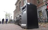 Een slimme nieuwe afvalbak voor het Leeuwarder Beursgebouw, dat nu in gebruik is door de universiteit. 