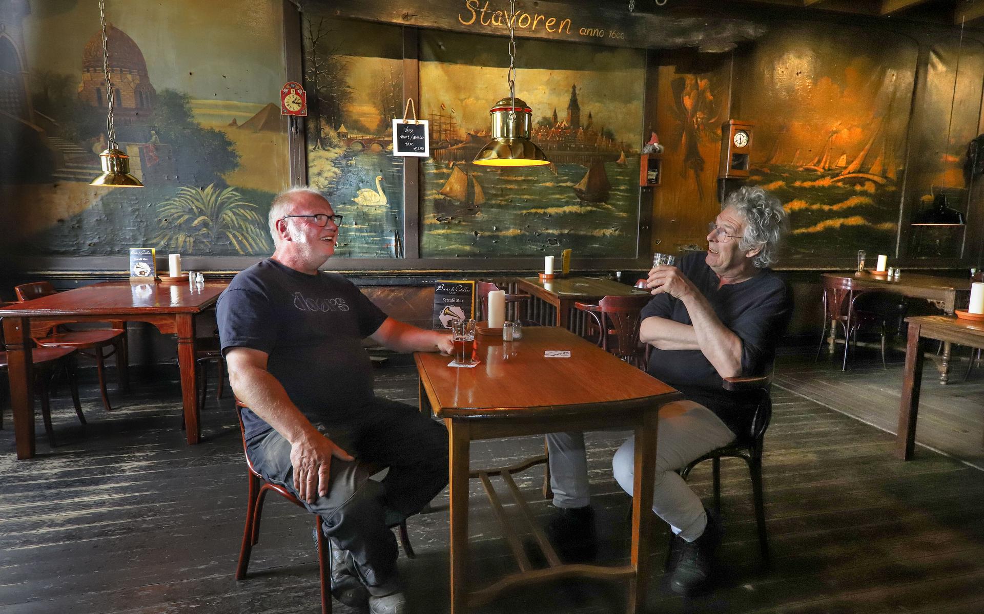Café Max in Stavoren wordt Grand Café De Schans: nieuwe eigenaren voor historisch café uit 1917