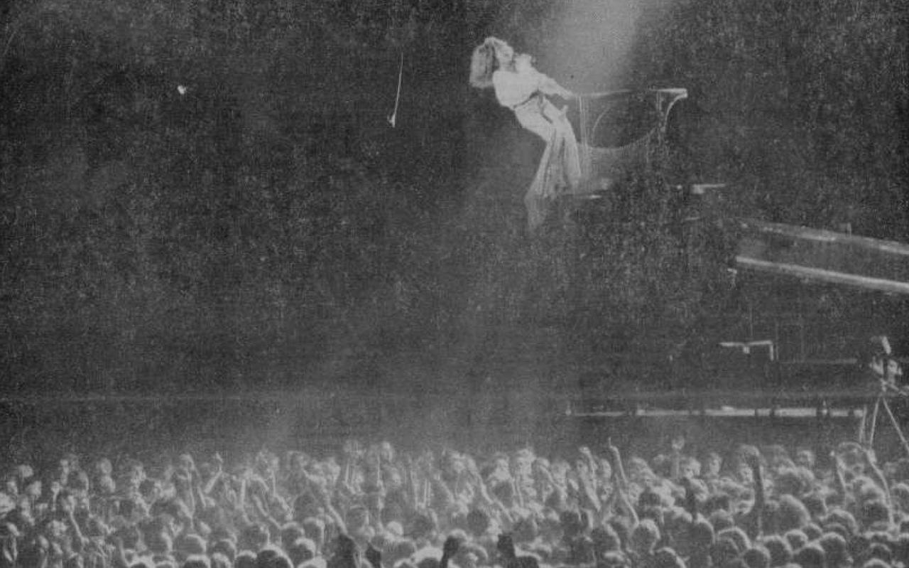 Tina Turner in Thialf in 1990. Tina Turner in Thialf in 1990.
