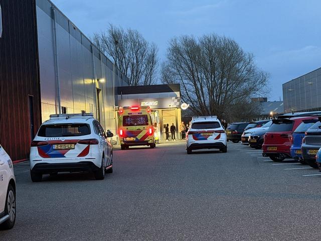 LIVE | Fietsster ten val in Sneek & grote inzet hulpdiensten bij kartbaan Leeuwarden