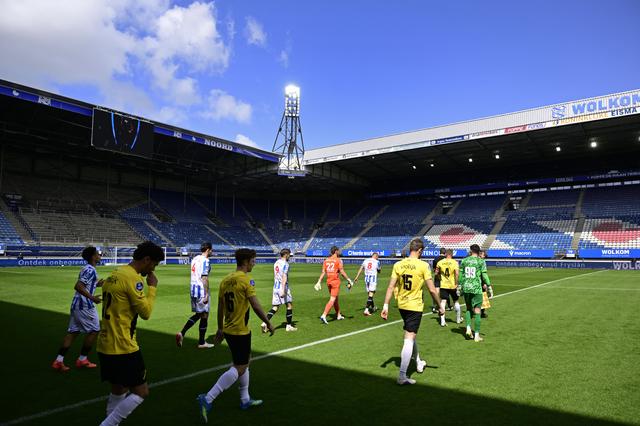 Niemand wordt blij van de veertien minuten tussen SC Heerenveen en NAC Breda: ‘Wat doen we hier eige