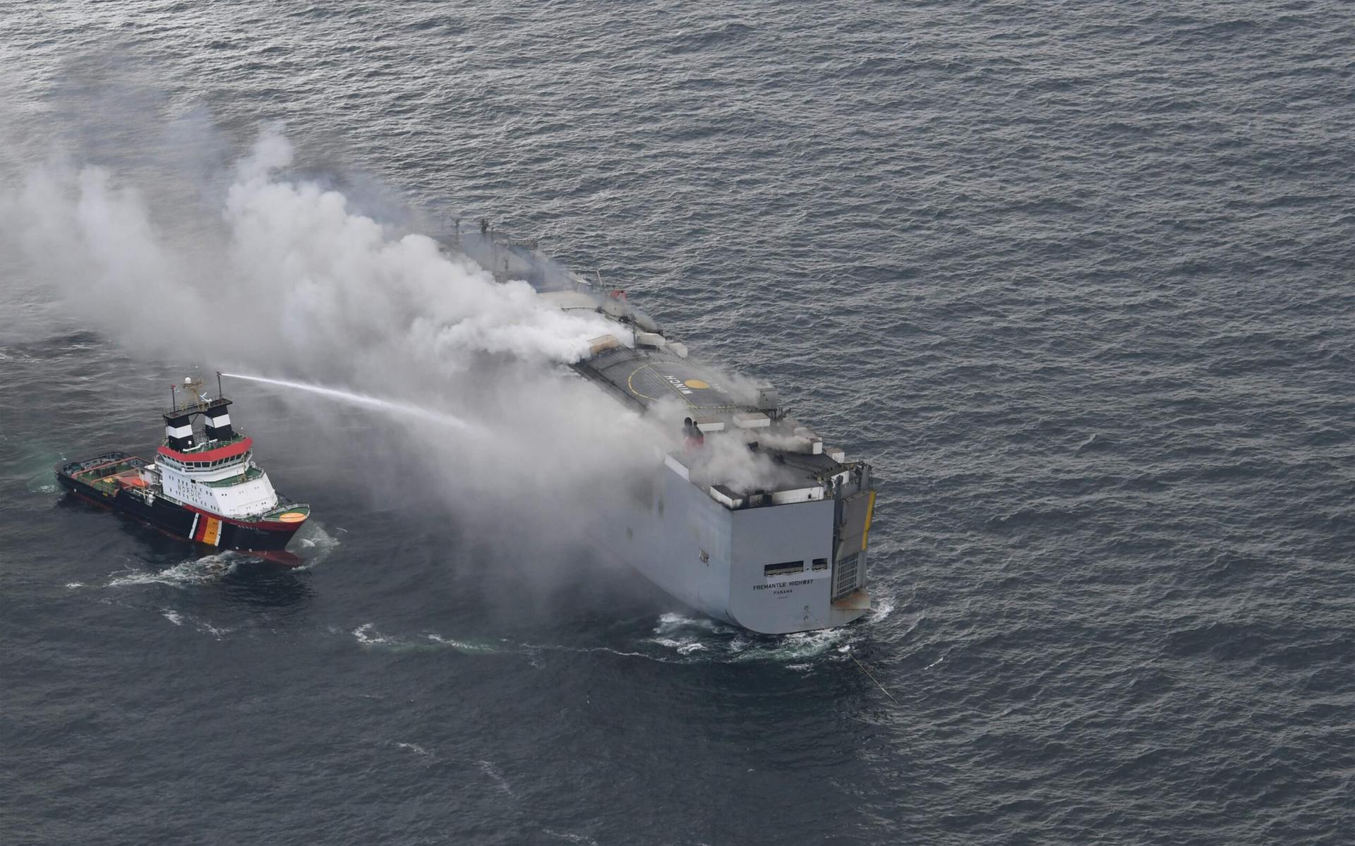 Meer Auto's Aan Boord, Schip Drijft Boven Terschelling: Dit Is Wat We ...