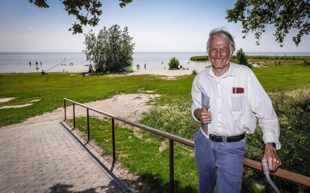 Bestuurslid Jan Dykstra van Stavers Belang is blij met de plannen. Bestuurslid Jan Dykstra van Stavers Belang is blij met de plannen.