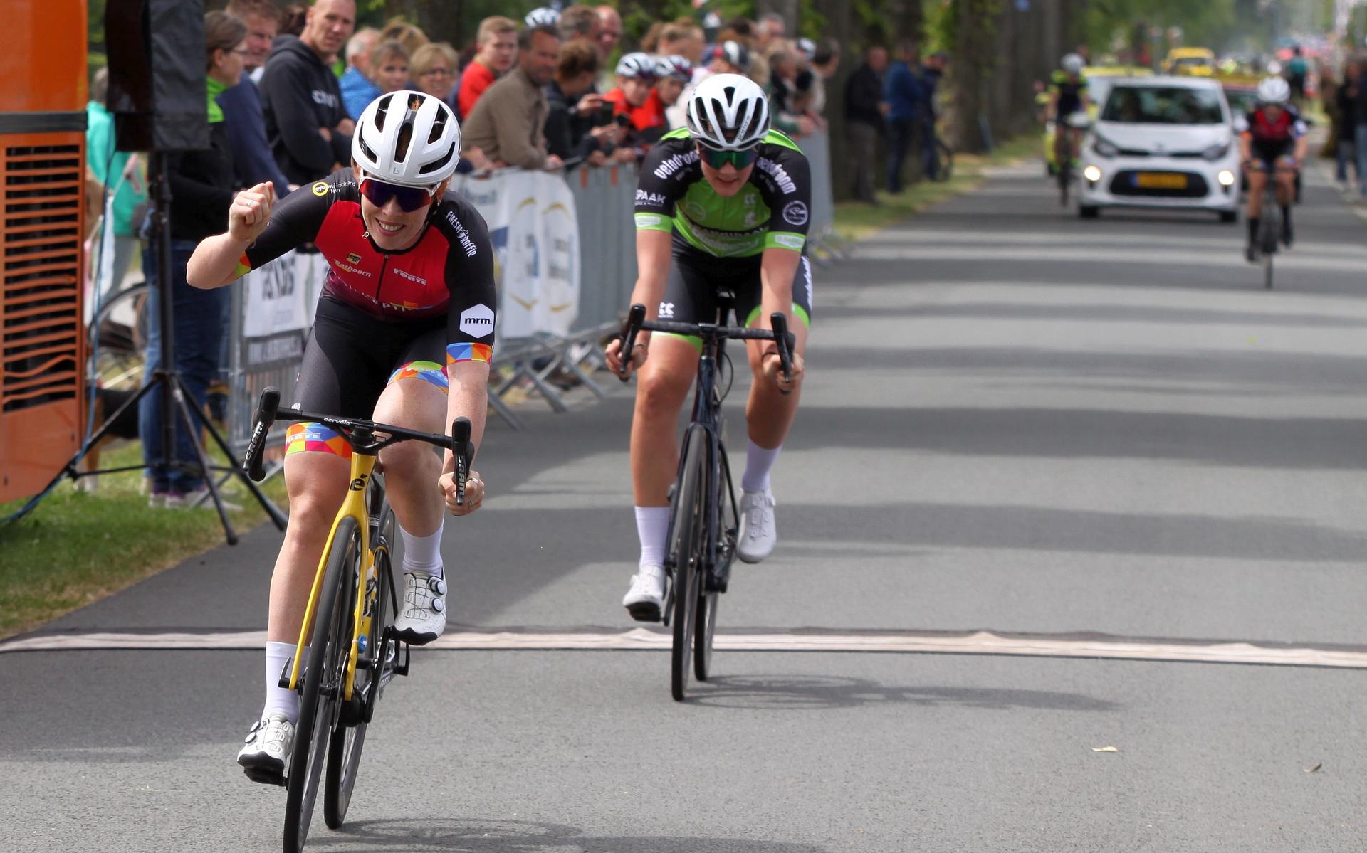 Antoinette Rijpma-de Jong wint voor Sanne Bouwmeester.