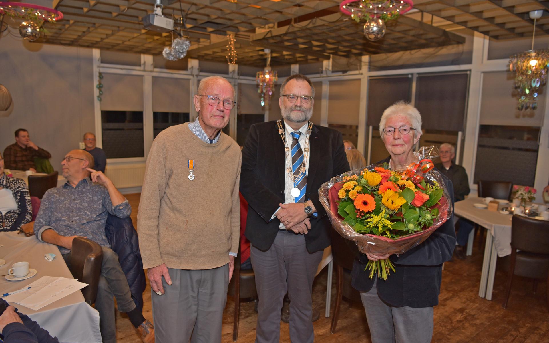 Voorzitter van Stichting Dorpsmolens Ternaard, Charles van der Lugt, benoemd tot Lid in de Orde van 