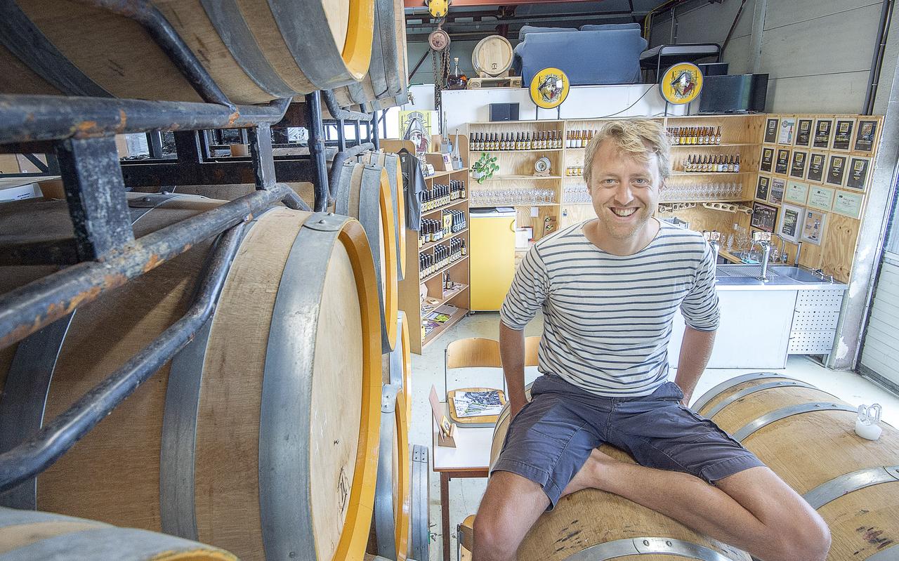 Frans Filius in de brouwerij. Frans Filius in de brouwerij.