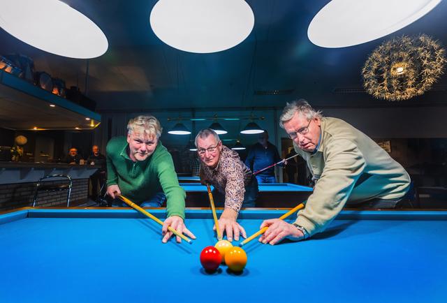 Biljartvereniging ‘t Trapke uit Bolsward heeft geen last van vergrijzing: de club zit vol