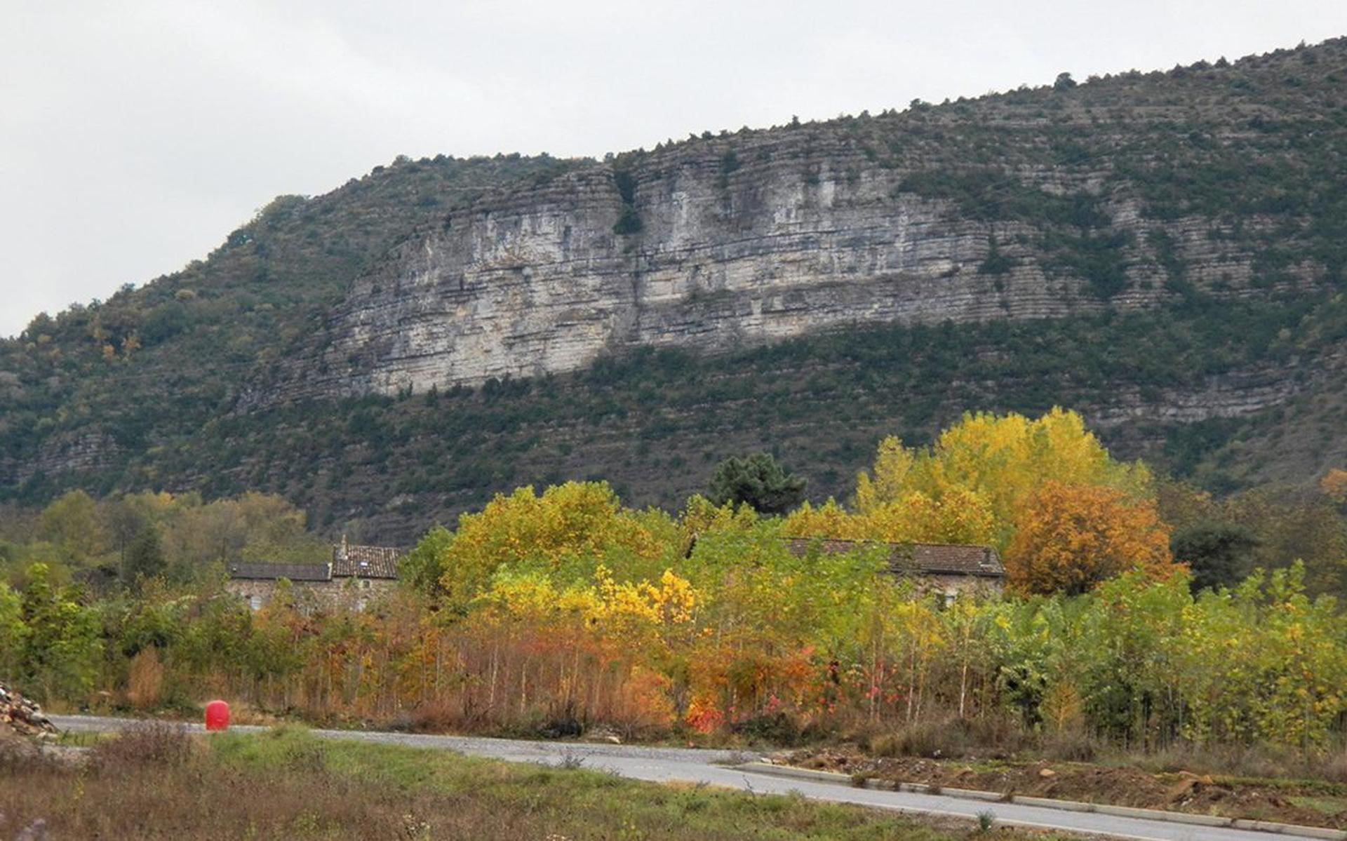 Echtpaar uit Noord-Nederland overleden na val van rotsen bij Rosières in Zuid-Frankrijk - Leeuwarder