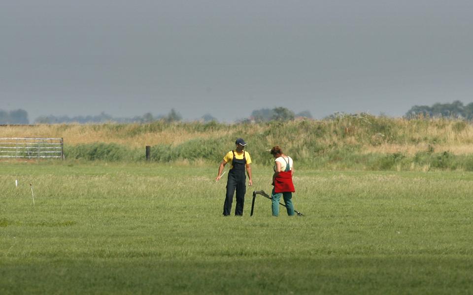 Speurders Mogen In Gemeente Súdwest Fryslân Niet Meer Op Openbare Plekken Op Zoek Naar Wapens En 