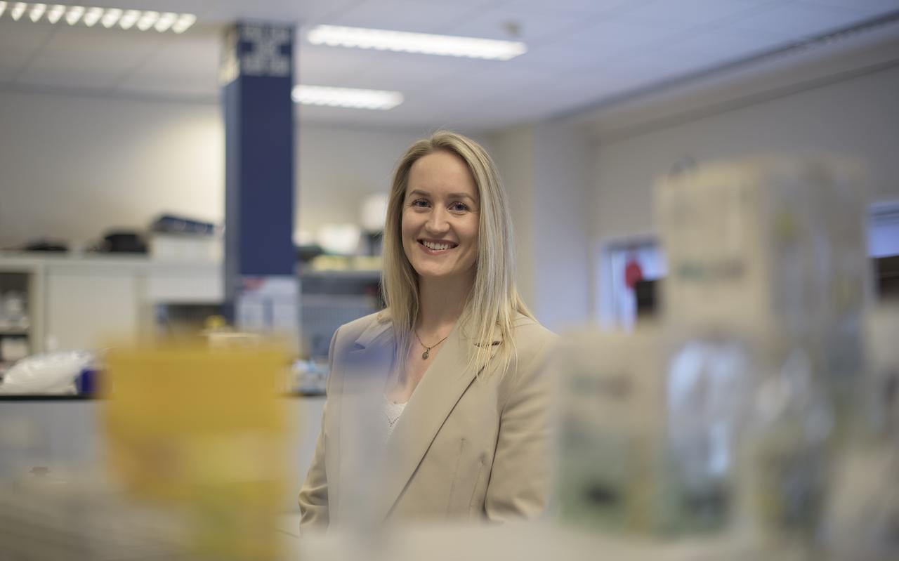 Judith van Zanden in het laboratorium van het UMCG, waar ze promoveerde op onderzoek naar de kwaliteit van donorlongen. Judith van Zanden in het laboratorium van het UMCG, waar ze promoveerde op onderzoek naar de kwaliteit van donorlongen.