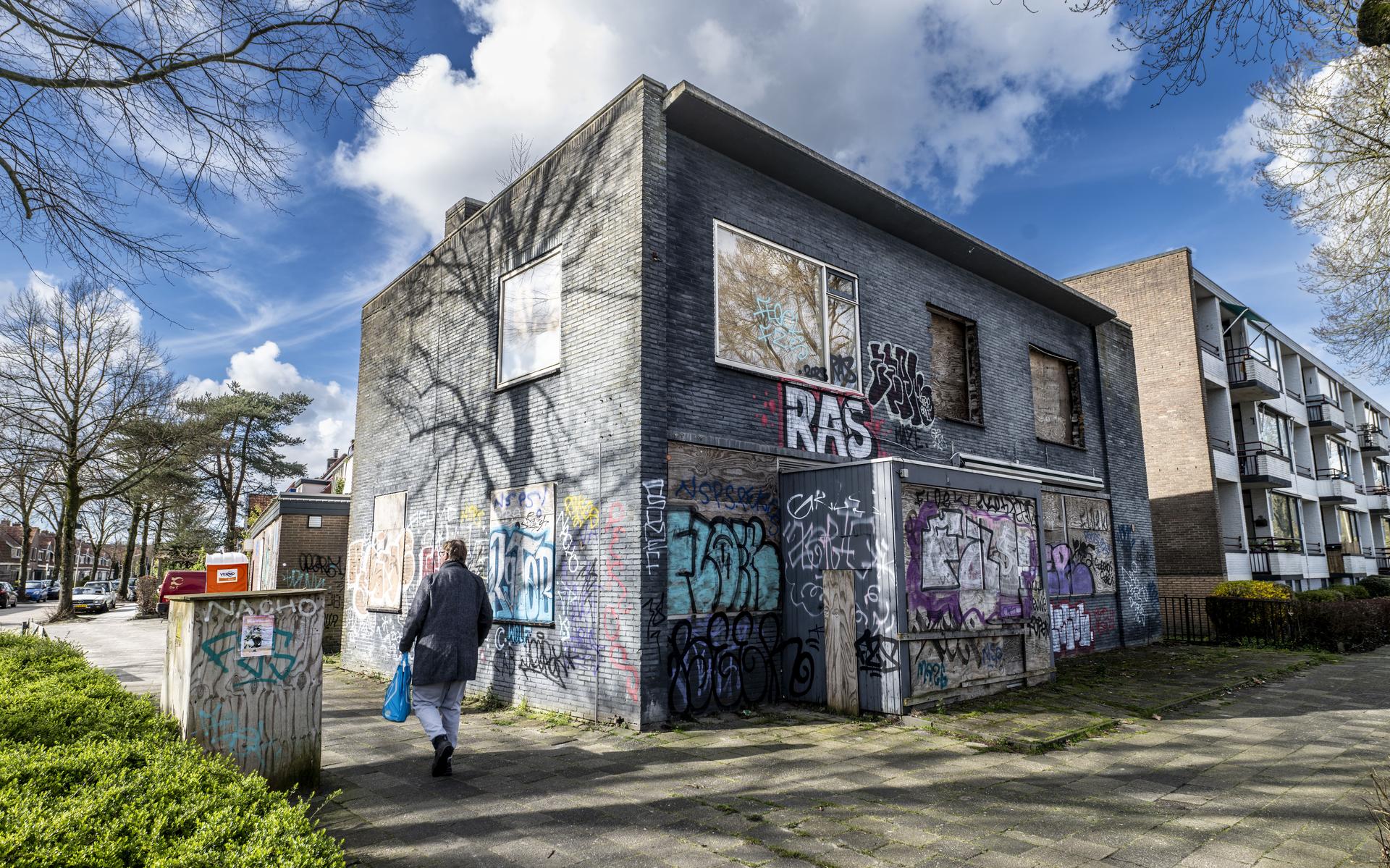 Vervallen pand aan Pasteurweg in Leeuwarden moet weg voor appartementen