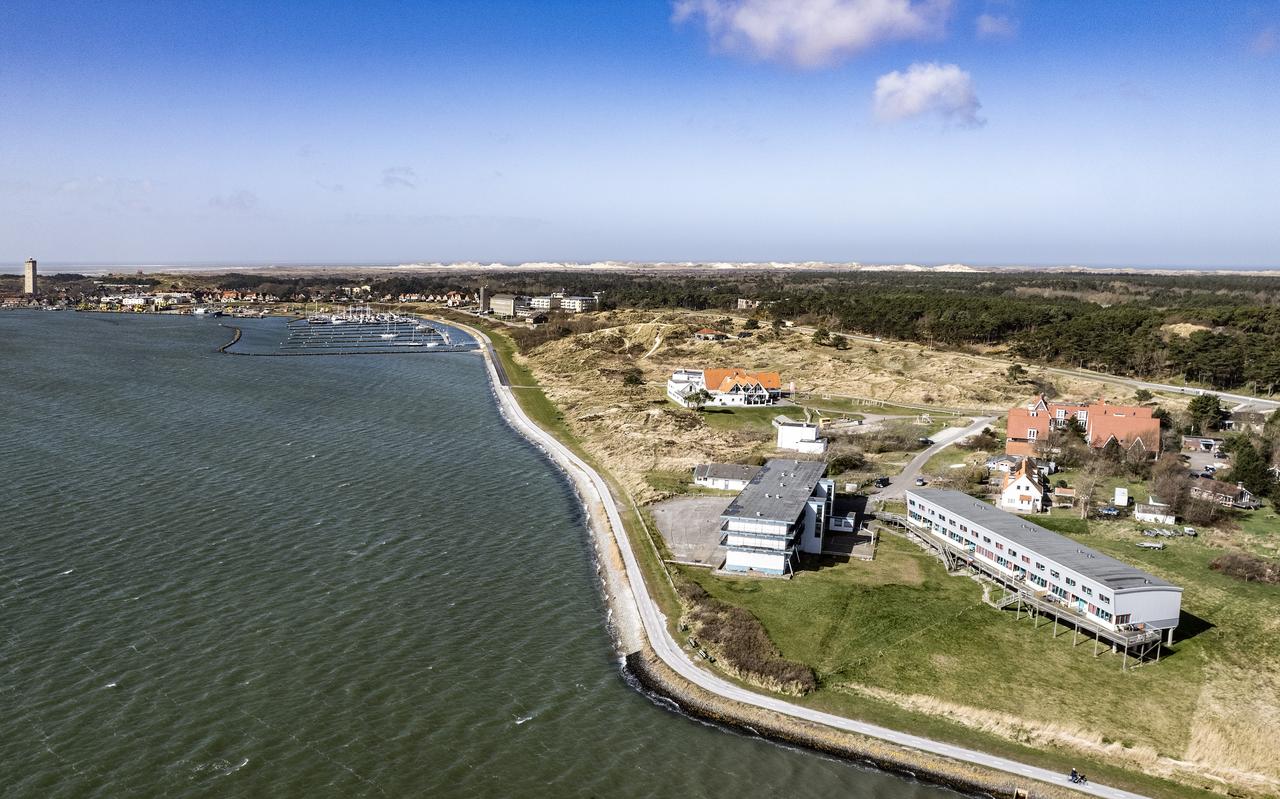 De internaten van de oude zeevaartschool op de voorgrond. Op deze plek aan de Dellewal moet de nieuwe Victoria Campus verrijzen. De internaten van de oude zeevaartschool op de voorgrond. Op deze plek aan de Dellewal moet de nieuwe Victoria Campus verrijzen.