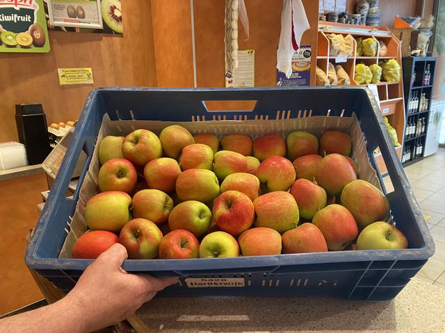 Microbe Verstikkend Lenen Elstar-appels zijn nu amper in de supermarkt te vinden, maar wel (bijna)  het hele jaar bij de groenteboer - Leeuwarder Courant