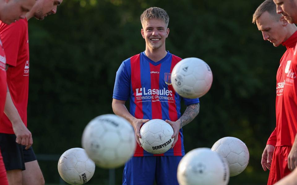Jesper Draaisma, aanvoerder van Blauw Rood '20, waar de strijdbijl is begraven en wordt toegewerkt naar de nacompetitie.