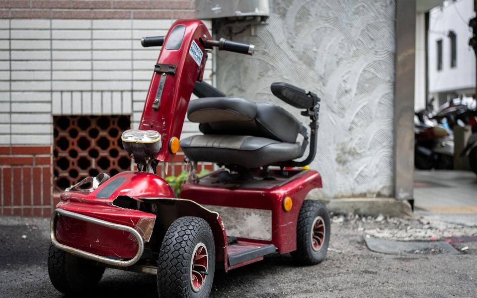 Een scootmobiel.