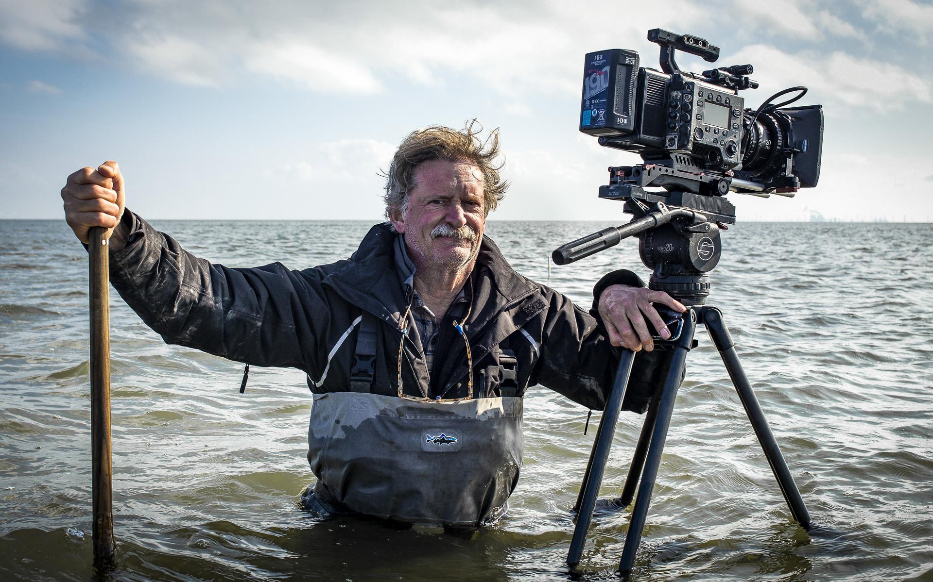 Filmmaker-fotograaf Pieter-Rim de Kroon in actie.