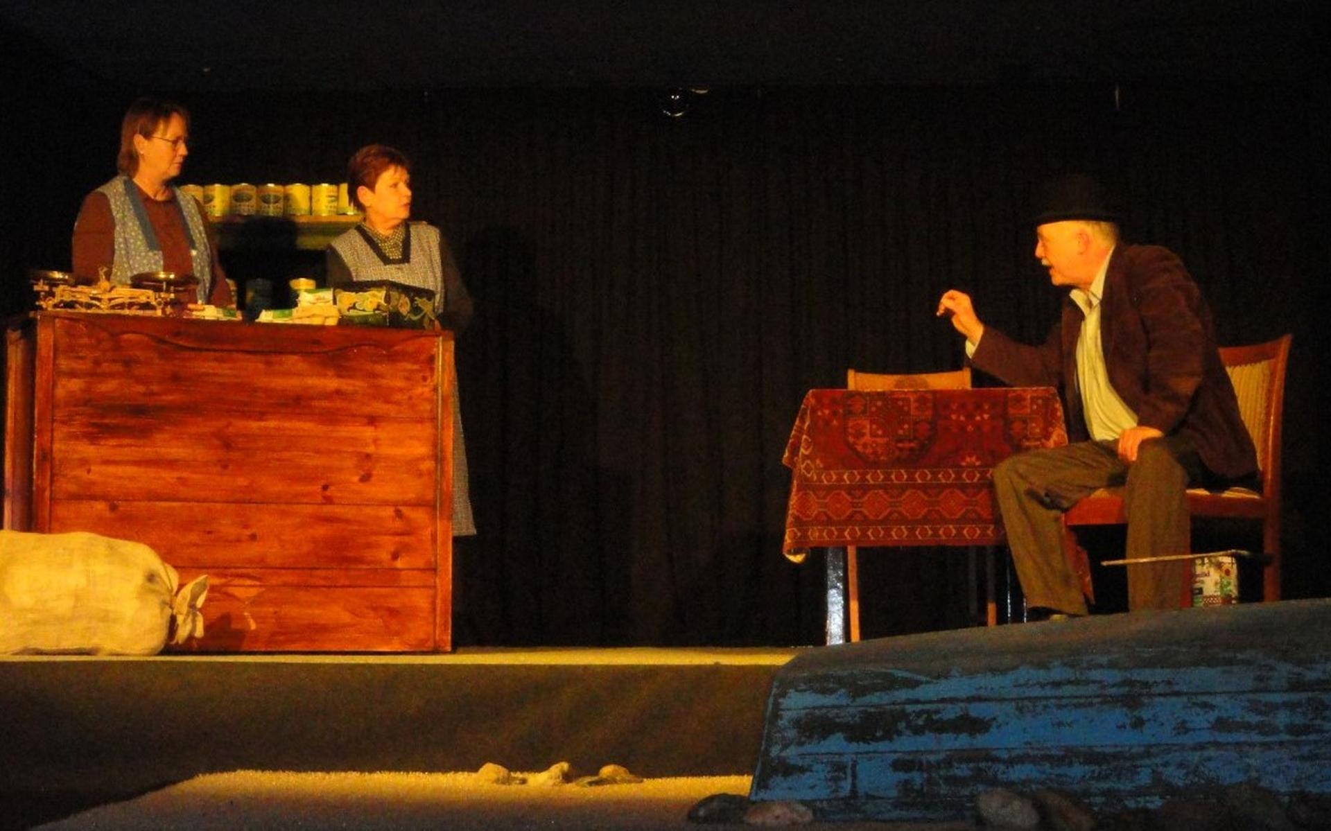 Toanielselskip Jounswille op de planken in Augustinusga