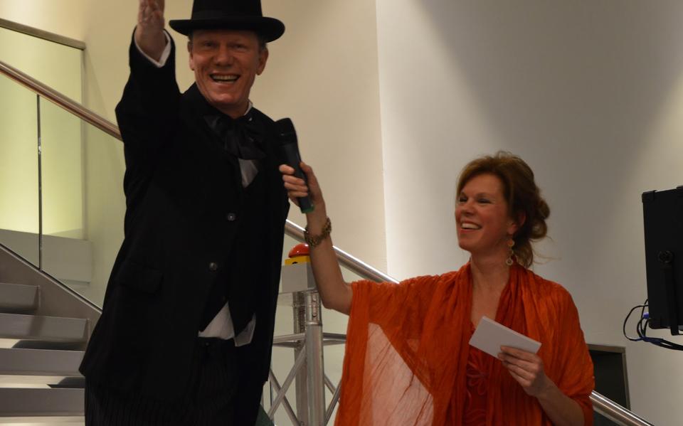 'Slieker' en Jacqueline Schrijver, tien jaar geleden bij de opening van het nieuwe filmhuis Slieker. 