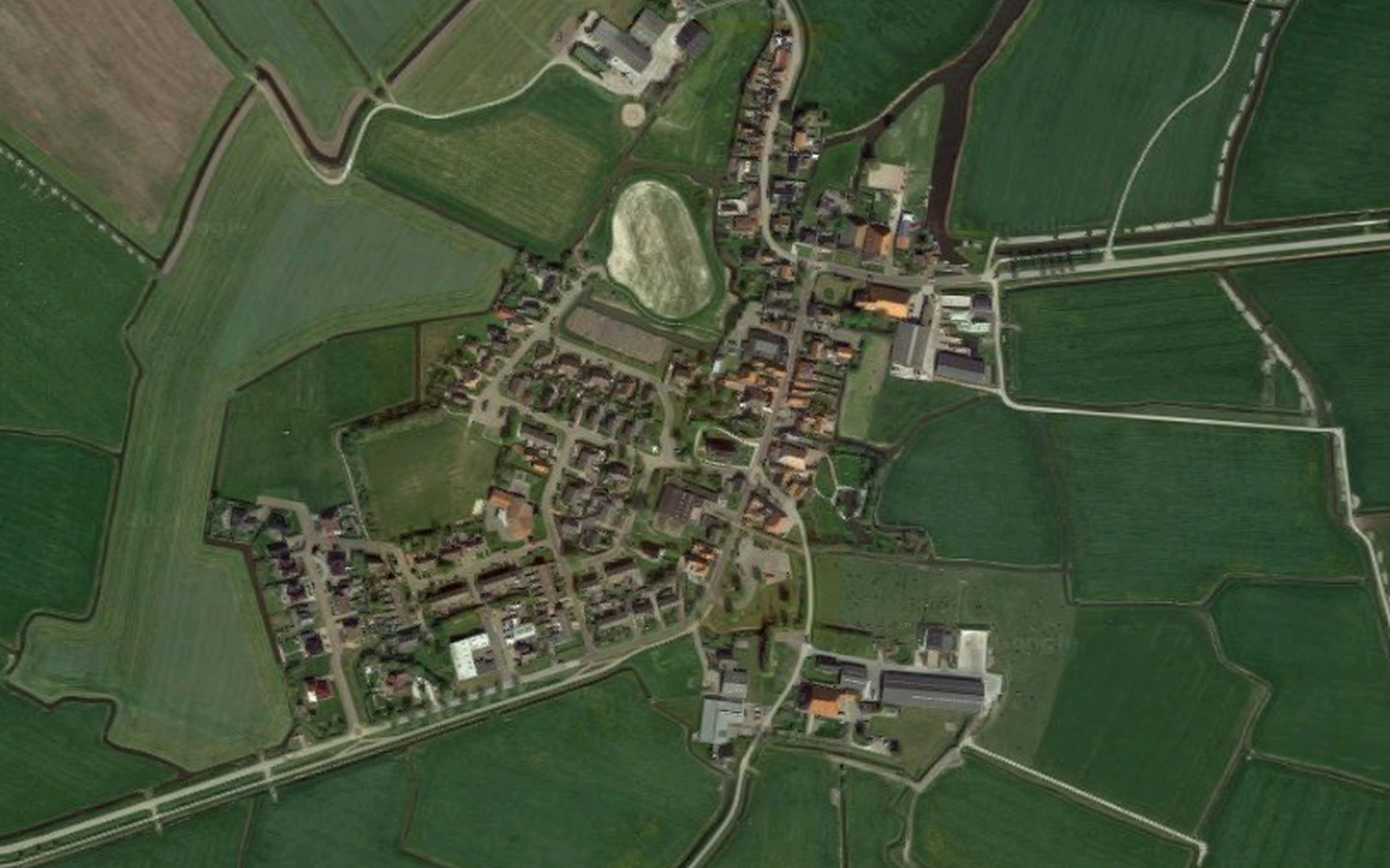 Súdwest keurt plan 'Keatsmorra' goed: elf nieuwbouwwoningen in Exmorra - Leeuwarder Courant