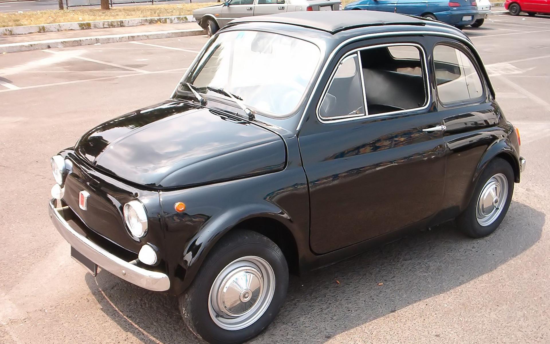 Bijzondere kerkdienst met oldtimers in Gerkesklooster