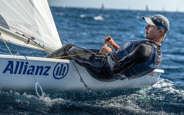 Kersvers zeilkampioen Willem Wiersema (23) uit Eastermar voelde zich na behalen wereldtitel net Max