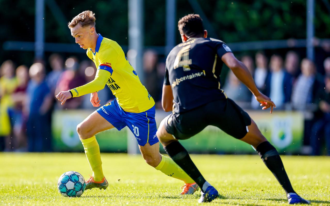 KOARNJUM, NETHERLANDS - JULY 1: Remco Balk of SC Cambuur, Yannick Osee of SV Meppen during the Preseason Friendly match between SC Cambuur and SV Meppen at Sportpark DTD on July 1, 2022 in Koarnjum, Netherlands (Photo by Henk Jan Dijks)