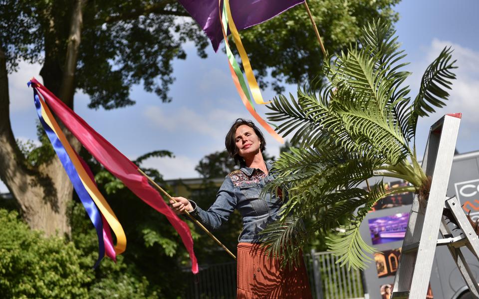 Marije Andringa: een feest voor het collectief, voor iedereen. En zelf de slingers ophangen.