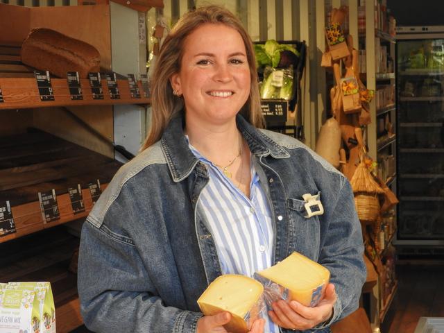 Noëlle (38) liep vast in de zorg en heeft nu haar eigen biologische winkel in Harlingen. ‘Hier kreeg