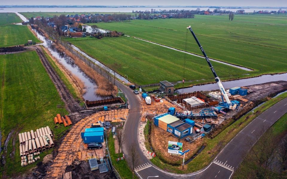 De nieuwe gemalen komen ten zuiden van de bestaande gemalen. Zo kunnen de installaties tijdens de bouw van de nieuwe exemplaren blijven werken. 