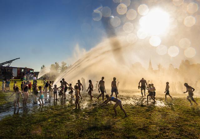Liveblog: hitte treft Europe en Friesland. Zo gaat Friesland om met de hoge temperaturen en de warmt