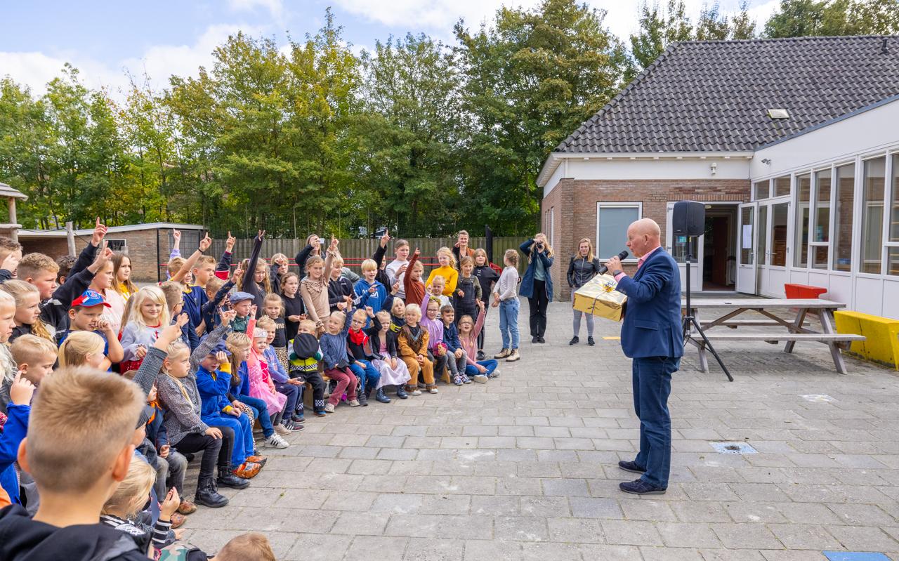 Frysk boekenpakket voor scholen Achtkarspelen en Tytjerksteradiel - Leeuwarder Courant