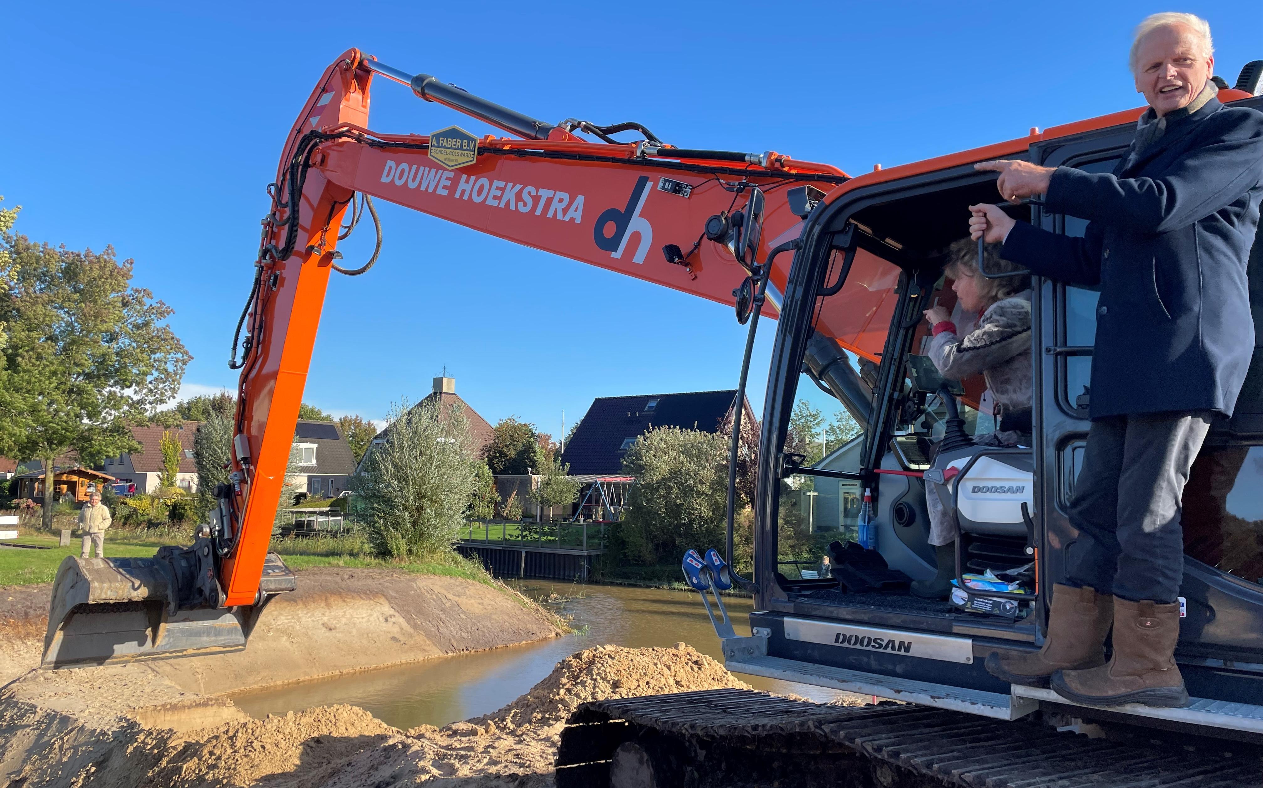 Nieuwe watergang Balk in gebruik. 'Natte voeten door wateroverlast verleden tijd'