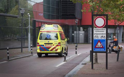Het college denkt verder na over een proefperiode waarin de Prins Hendrikkade en de Singel zullen worden afgesloten op de manier zoals dat op het Ruiterskwartier in Leeuwarden ook is gebeurd.