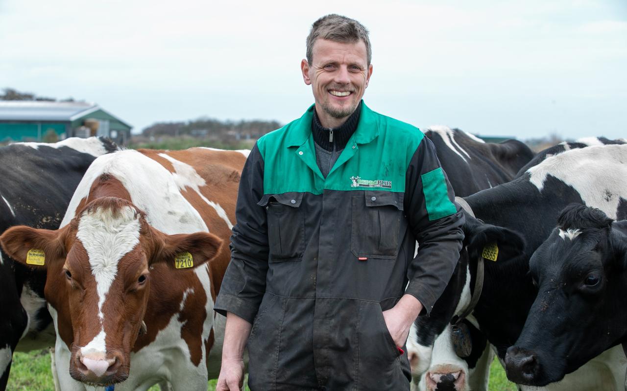 Erik Visser van de Branding, een van de zeven boeren op Schiermonnikoog die samen een plan bedachten voor landbouw en natuur op het eiland. Erik Visser van de Branding, een van de zeven boeren op Schiermonnikoog die samen een plan bedachten voor landbouw en natuur op het eiland.