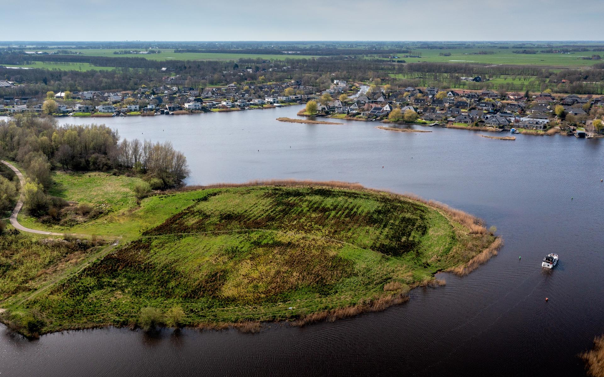 Opskuor om de kop van het Gaastereiland, bewoners van villawijk in De Wilgen flink verdeeld: 'Regeri