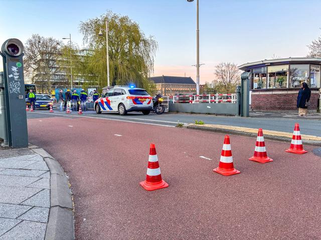 LIVE | Politie lost waarschuwingsschot bij aanhouding in Leeuwarden & motorrijder gewond bij ongeval