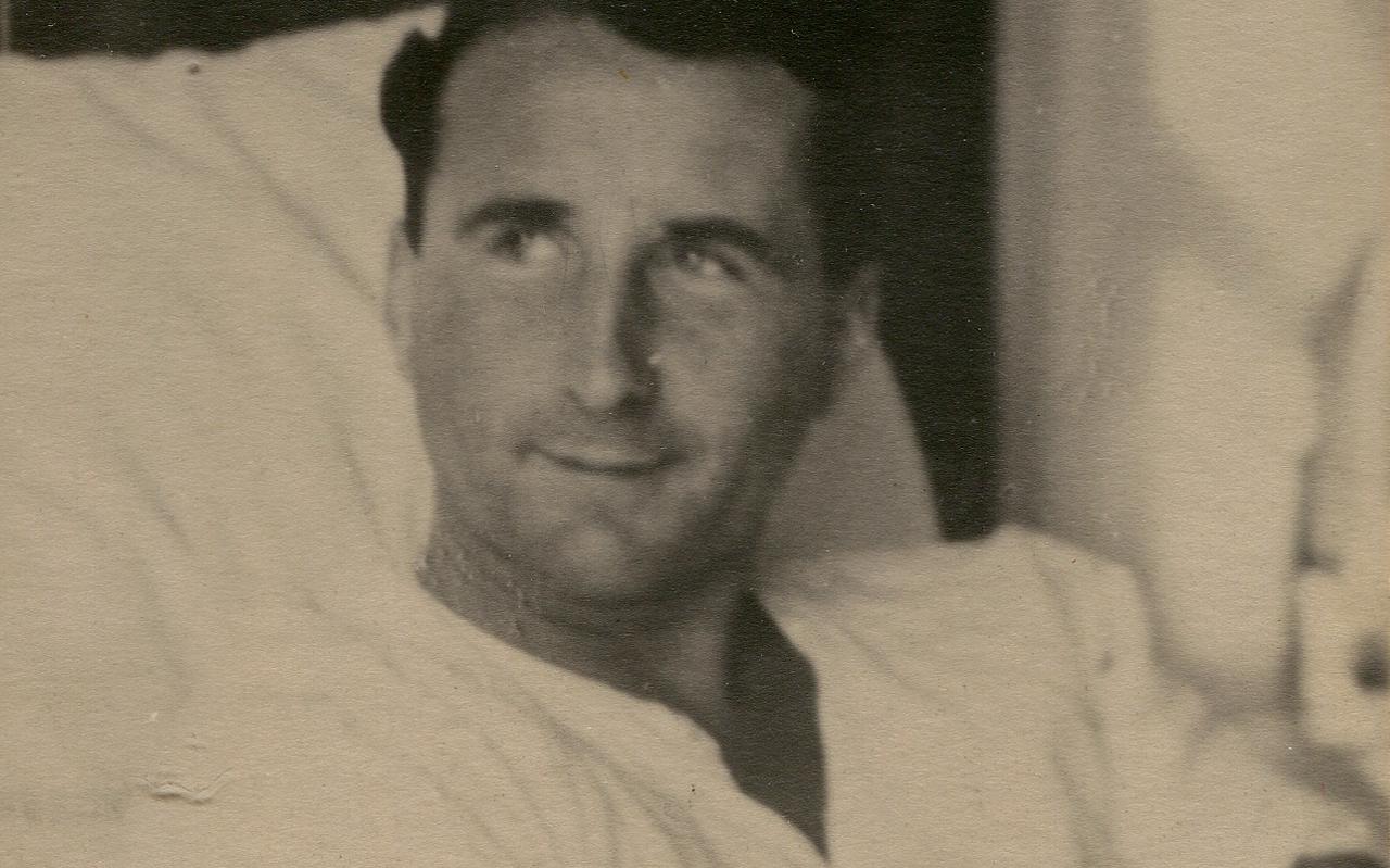 Carel Steensma in het lazaret van de Luftwaffe in Amsterdam, eind 1941, begin 1942