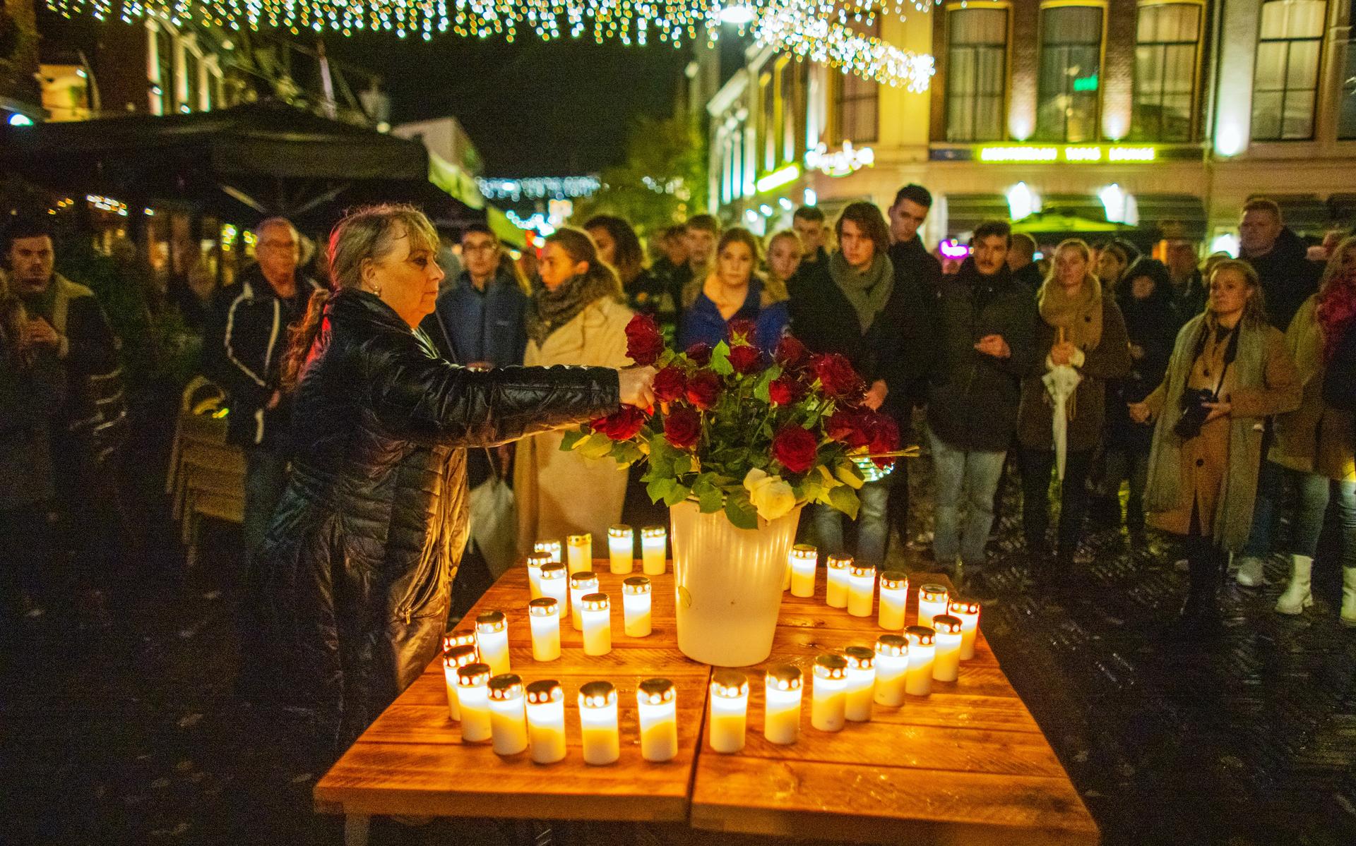 Naar schatting ongeveer duizend mensen liepen na Lisettes dood in een stille tocht door Heerenveen.