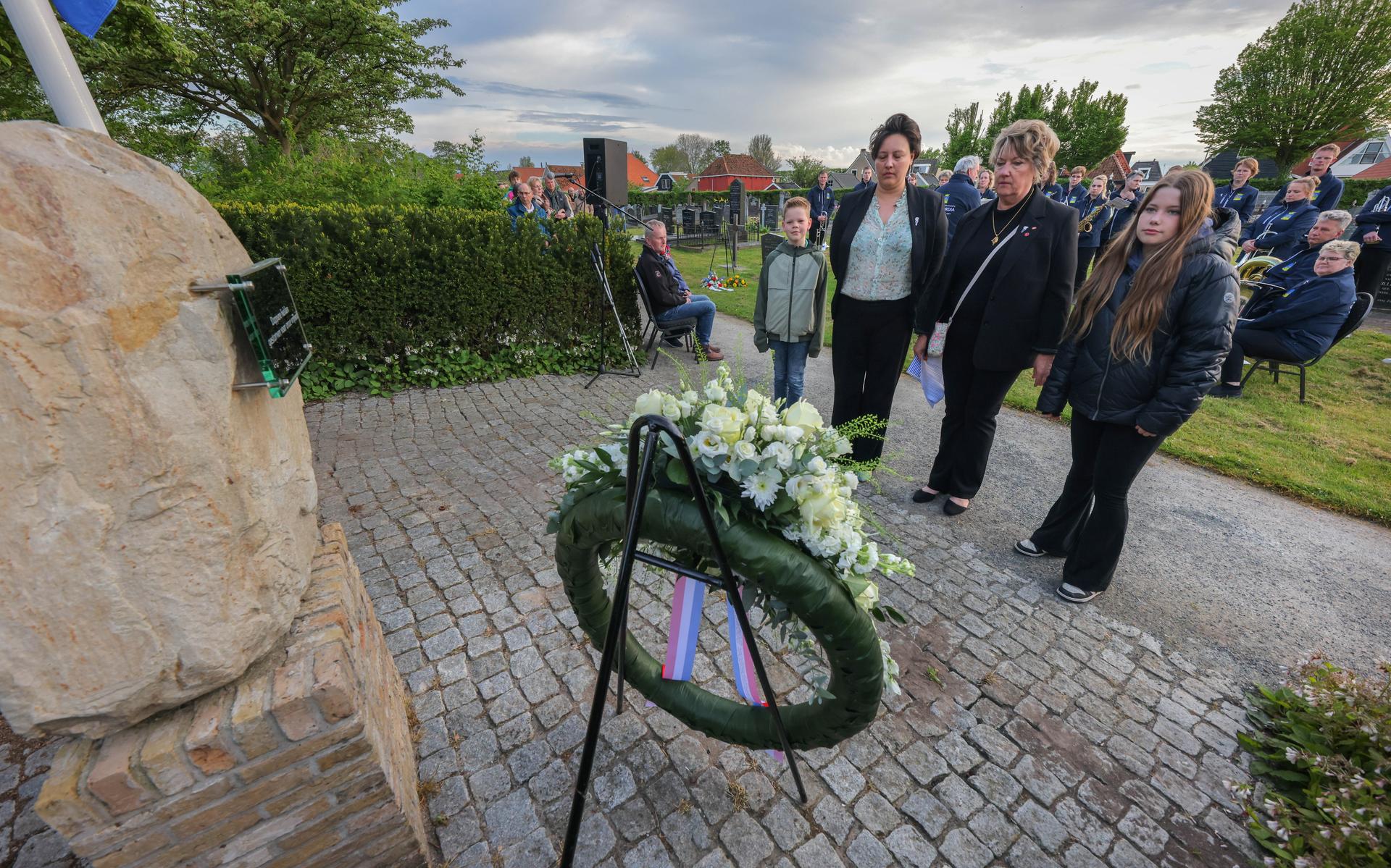 Zo stonden mensen in Friesland stil bij Dodenherdenking