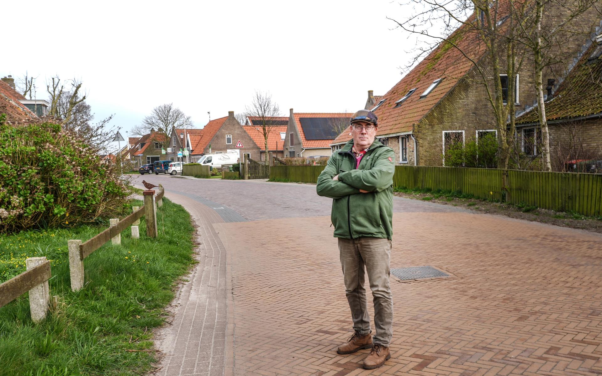 Lies op Terschelling heeft tabak van trillingen door verkeer. 'Om de drie maanden barst het stopcont