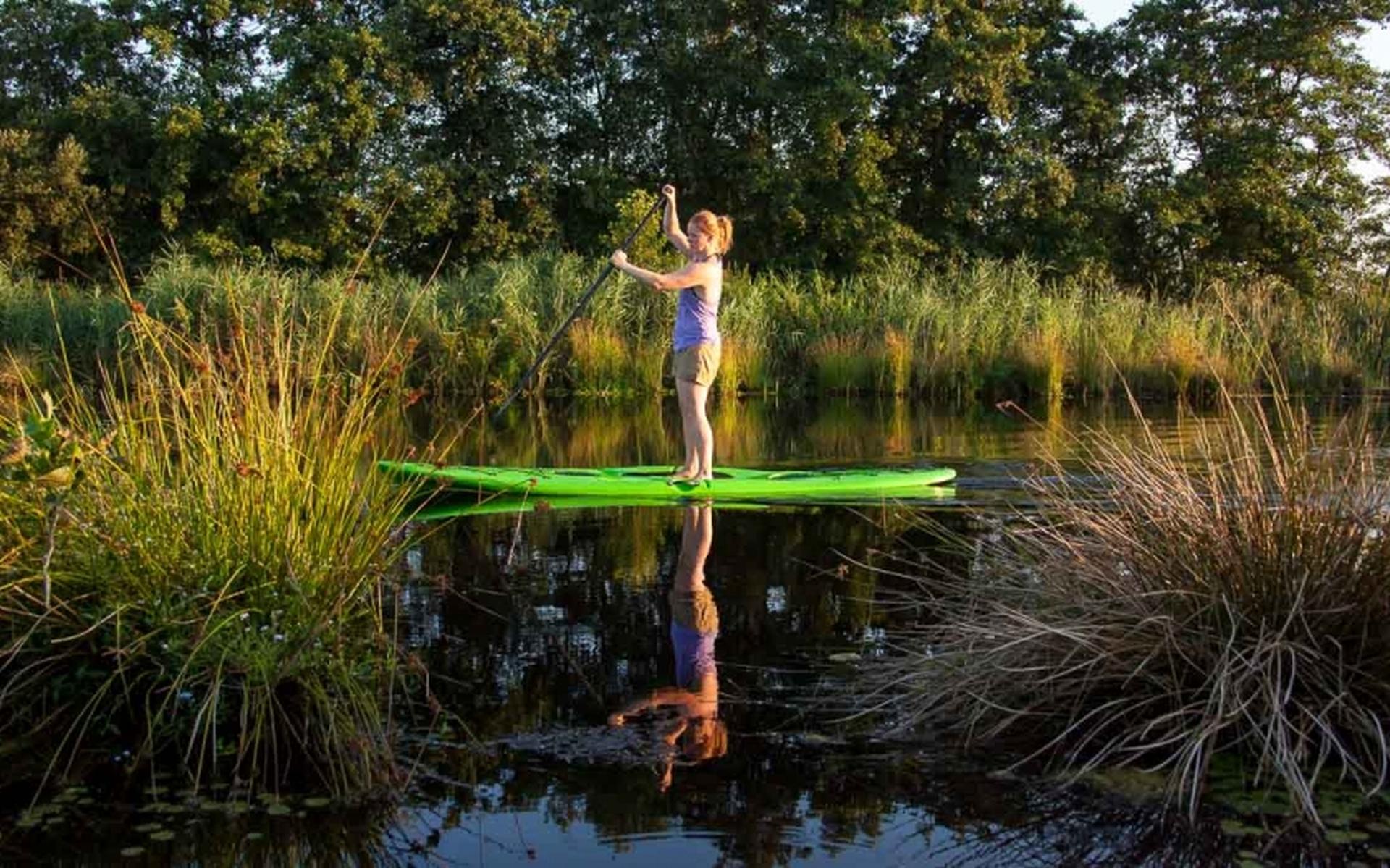 Suppen tijdens de weekmarkt in Earnewâld