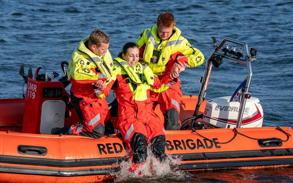 Reddingsbrigade Lemmer in actie.