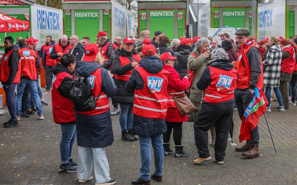 Opnieuw Stakingen Bij Wasserijen: Werknemers Bij Vier Friese Bedrijven ...