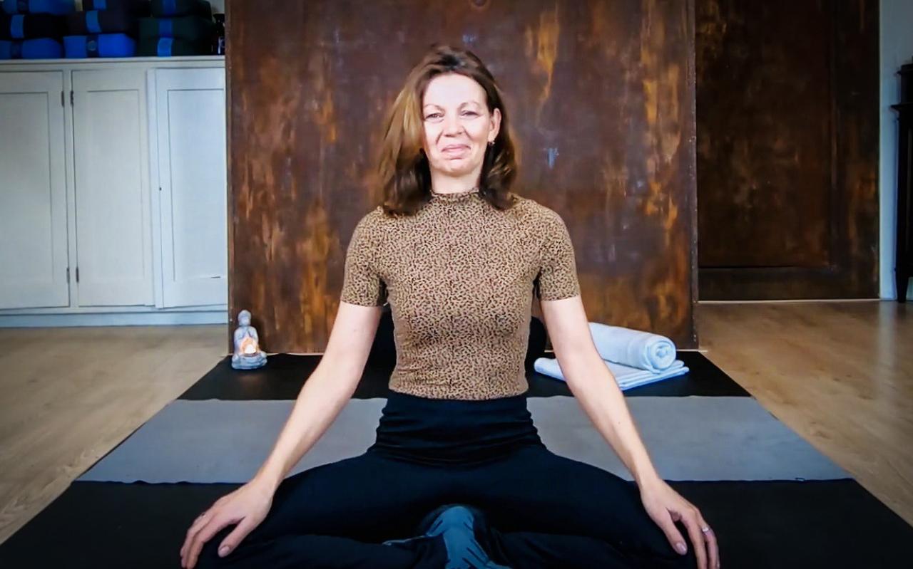 Monique de Vries sluit de deuren van Yogaschool Andante in Heerenveen. Monique de Vries sluit de deuren van Yogaschool Andante in Heerenveen.