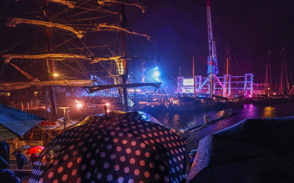 Beeld vanaf de Willemskade.